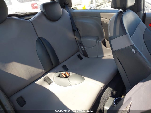 2005 MINI COOPER WMWRC33555TK60761 Photo 7