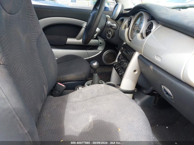 2004 MINI COOPER WMWRC33454TC51230 Photo 4
