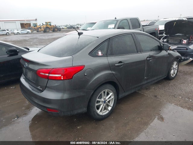 Ford FOCUS SE 2015 1FADP3F29FL355107 Image 4