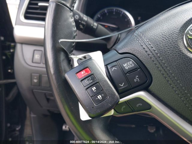5TDKZRFHXHS509294 Toyota Highlander Xle