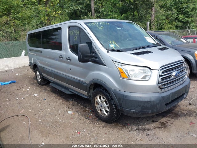 2016 1FBZX2YG1GKA52093 main image