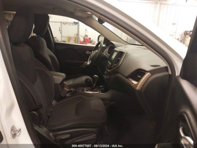 1C4PJMCS5HD223798 Jeep Cherokee Latitude 4x4