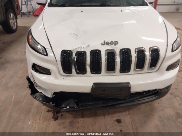 1C4PJMCS5HD223798 Jeep Cherokee Latitude 4x4