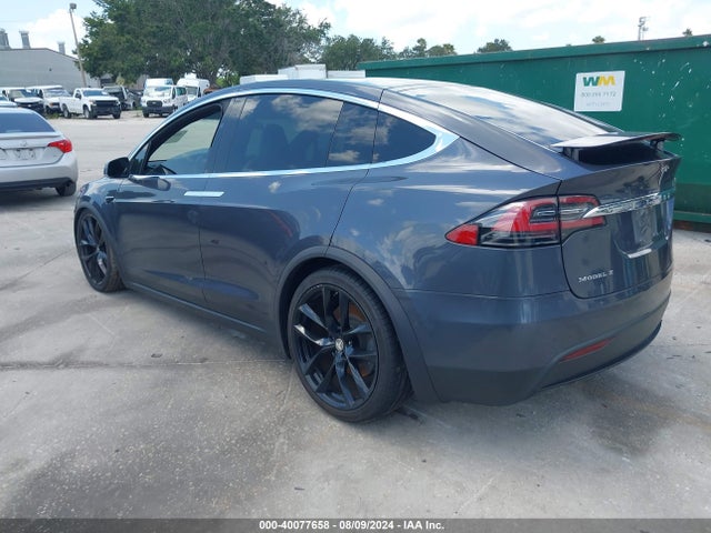 2018 TESLA MODEL X 5YJXCBE20JF089664 Photo 2