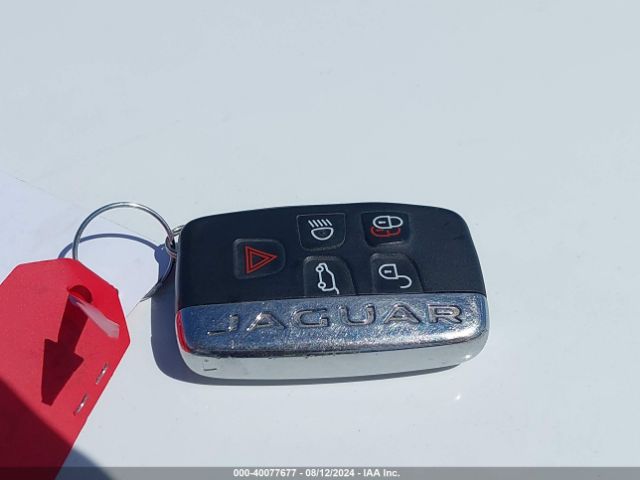SADCJ2FX0JA254799 Jaguar F-pace 25t Premium