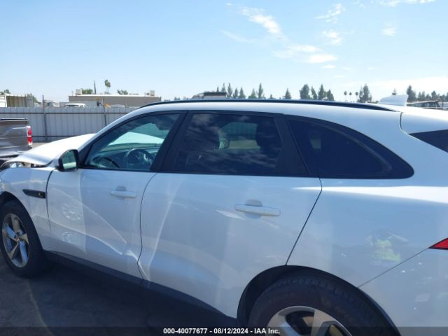 SADCJ2FX0JA254799 Jaguar F-pace 25t Premium