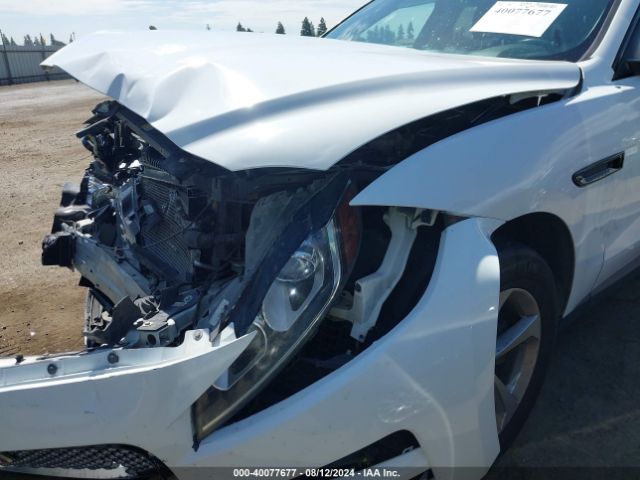SADCJ2FX0JA254799 Jaguar F-pace 25t Premium