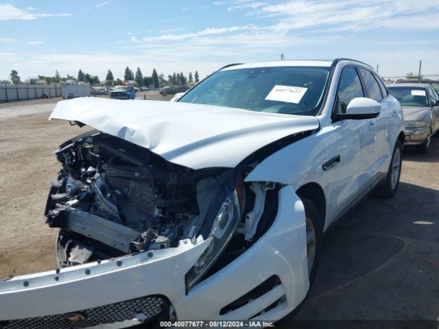 SADCJ2FX0JA254799 Jaguar F-pace 25t Premium
