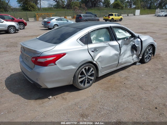 Nissan Altima 2.5 Sr 2016 1N4AL3AP8GC112102 Image 4