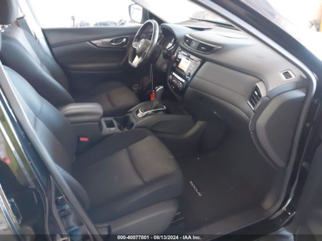JN8AT2MV6HW019940 Nissan ROGUE SV