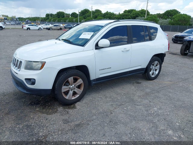 1C4NJCEA9GD628227 Jeep Compass Latitude