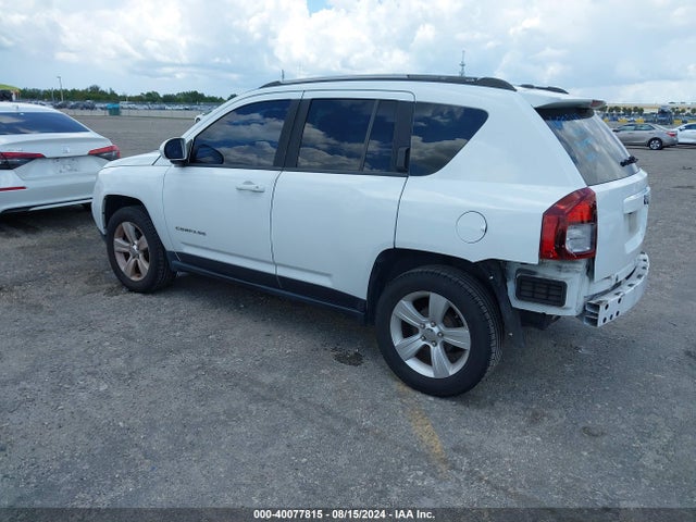 1C4NJCEA9GD628227 Jeep Compass Latitude