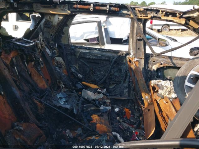 SALCT2BG3HH635729 Land Rover Discovery Sport Hse Lux
