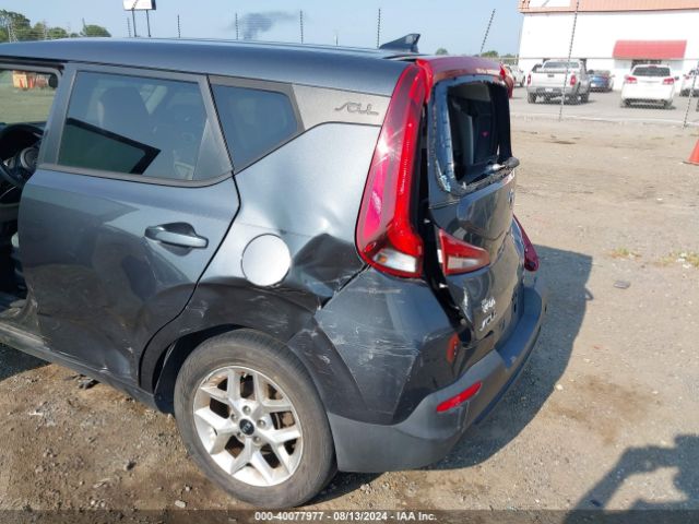 KNDJ23AU2L7716508 KIA SOUL S