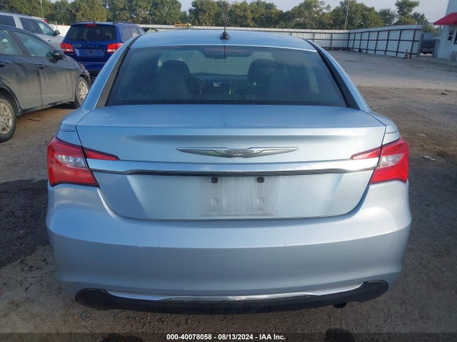 1C3CCBAB7EN207936 Chrysler 200 LX