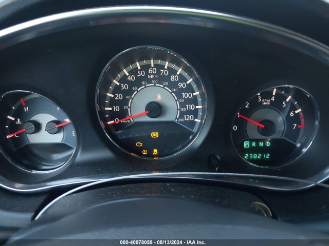 1C3CCBAB7EN207936 Chrysler 200 LX