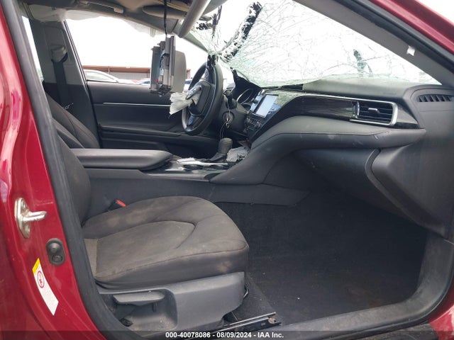Toyota CAMRY LE 2019 4T1B11HK7KU741111 Image 5