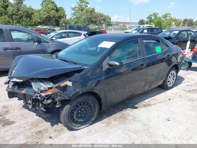 Toyota COROLLA LE 2018 2T1BURHE6JC007432 Image 2