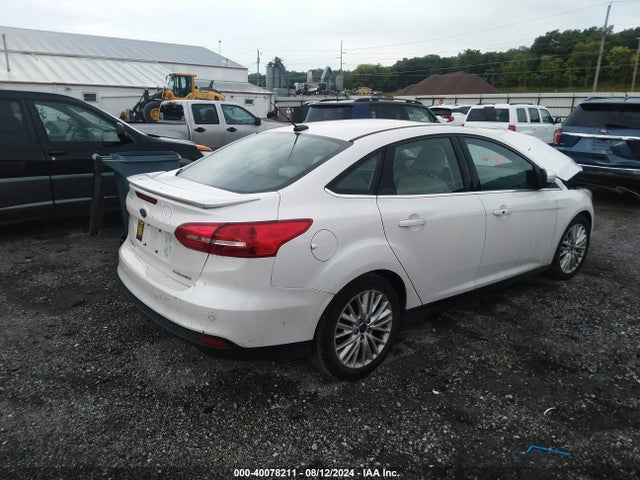 Ford Focus Titanium 2018 1FADP3J25JL288277 Image 4