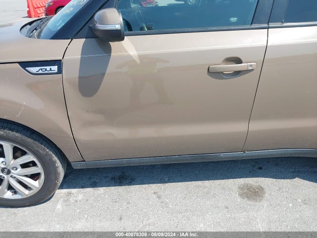 KIA SOUL + 2014 KNDJP3A51E7095839 Image 12