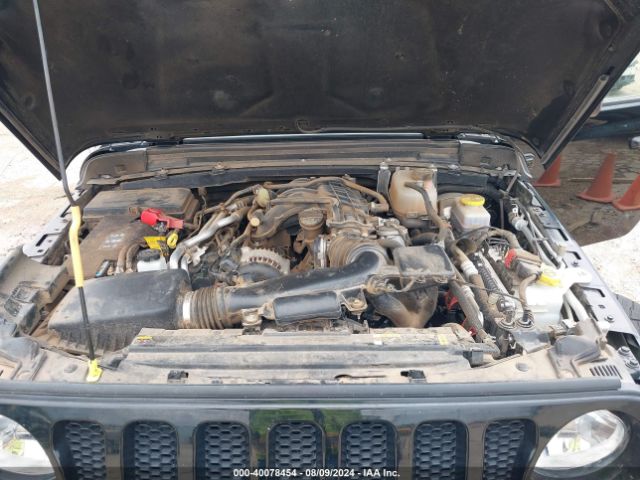 1C4HJXDG5NW133471 Jeep Wrangler Unlimited Sport 4x4