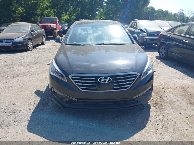 Hyundai Sonata Limited 2015 5NPE34AF1FH098457 Image 12
