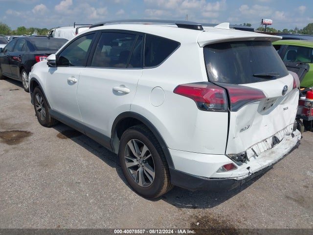 Toyota Rav4 Xle 2017 JTMWFREV3HJ721713 Image 3