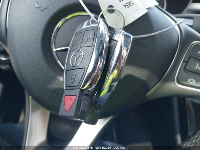 WDDWJ4JB2JF653870 Mercedes-Benz C 300