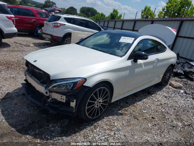 WDDWJ4JB2JF653870 Mercedes-Benz C 300