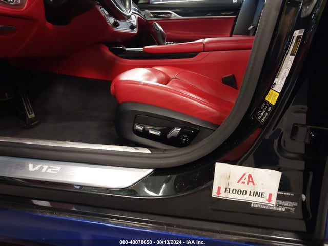 BMW M760i Xdrive 2018 WBA7H6C50JG614537 Image 6
