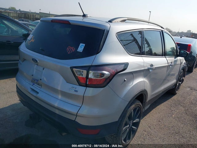 Ford ESCAPE SE 2017 1FMCU9G99HUC36172 Image 4
