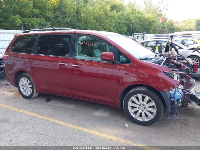 Toyota Sienna Xle 7 Passenger 2015 5TDDK3DC5FS123932 Image 13