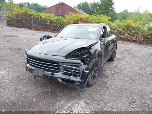 WP1AB2AY5KDA62888 Porsche CAYENNE S