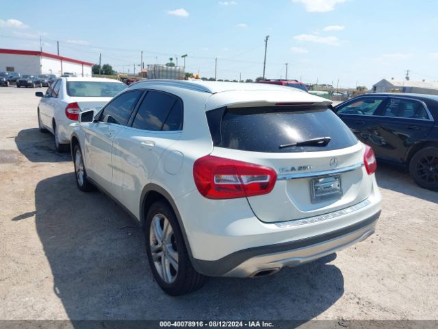 WDCTG4EB3HJ342195 Mercedes-Benz GLA 250