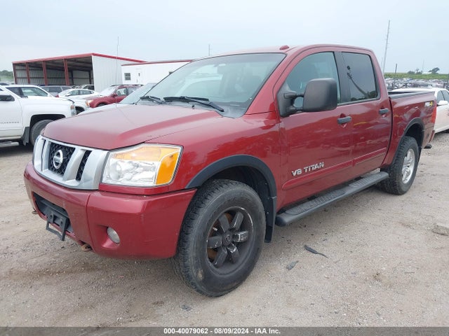 Nissan Titan Pro-4x 2014 1N6AA0EC1EN501751 Image 2