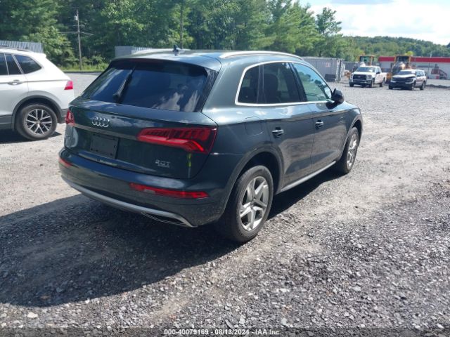 WA1BNAFY8J2021420 Audi Q5 2.0t Premium/2.0t Tech Premium