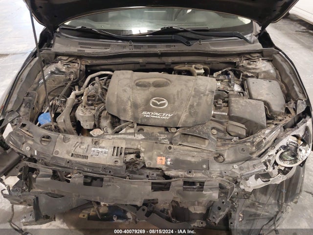 3MZBN1V37JM183718 Mazda Mazda3 Touring