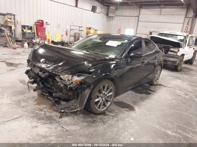 3MZBN1V37JM183718 Mazda Mazda3 Touring