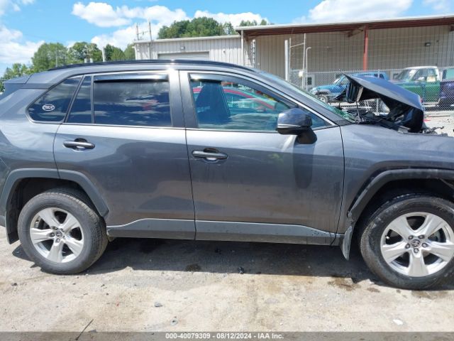 2T3P1RFV5MC194420 Toyota Rav4 Xle