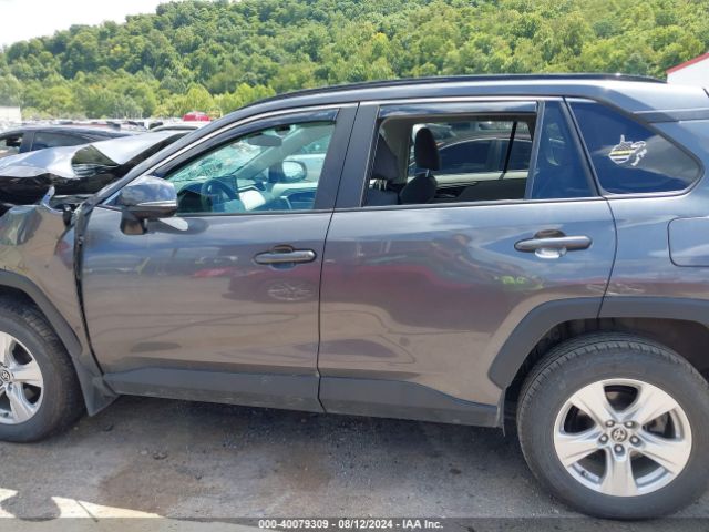 2T3P1RFV5MC194420 Toyota Rav4 Xle