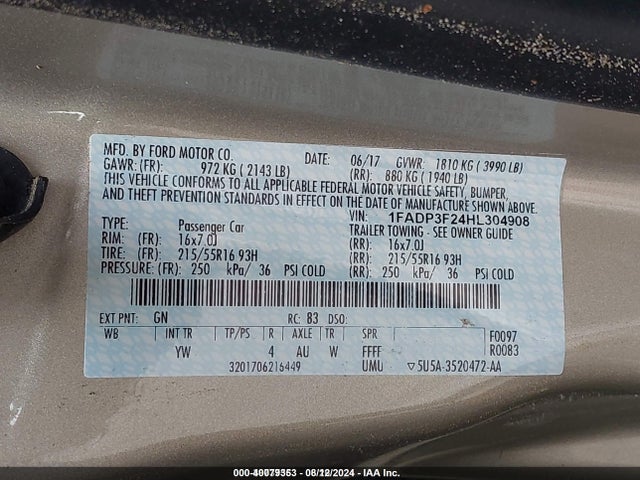 Ford FOCUS SE 2017 1FADP3F24HL304908 Image 9