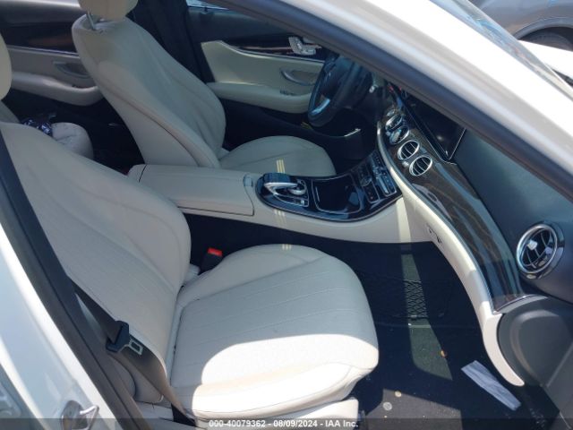 WDDZF4JBXJA456022 Mercedes-Benz E 300