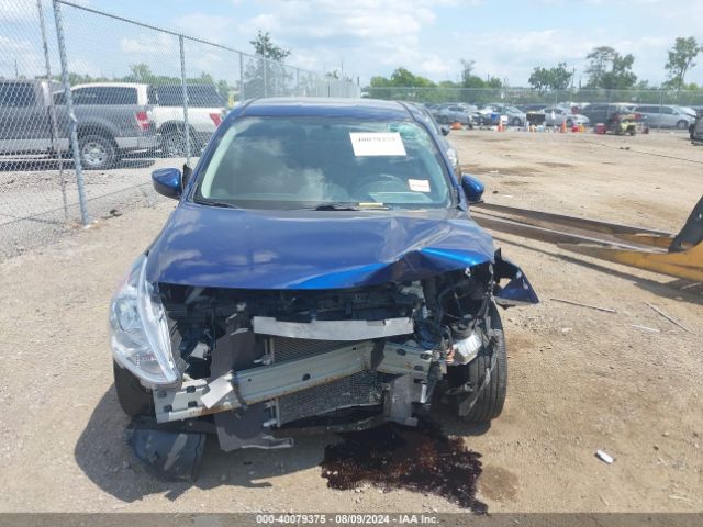 3N1CN7AP6JL881801 Nissan Versa 1.6 Sv