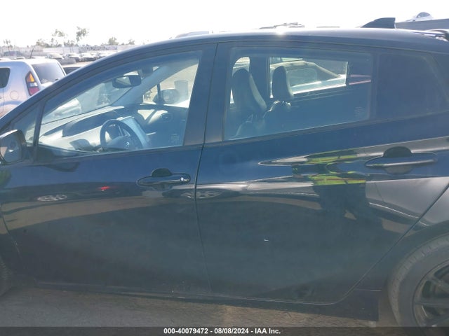 Toyota Prius Prime Limited 2021 JTDKAMFP9M3187809 Image 14