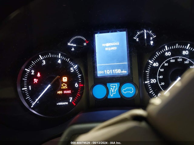 Lexus 460 Luxury 2018 JTJJM7FX5J5200136 Image 16