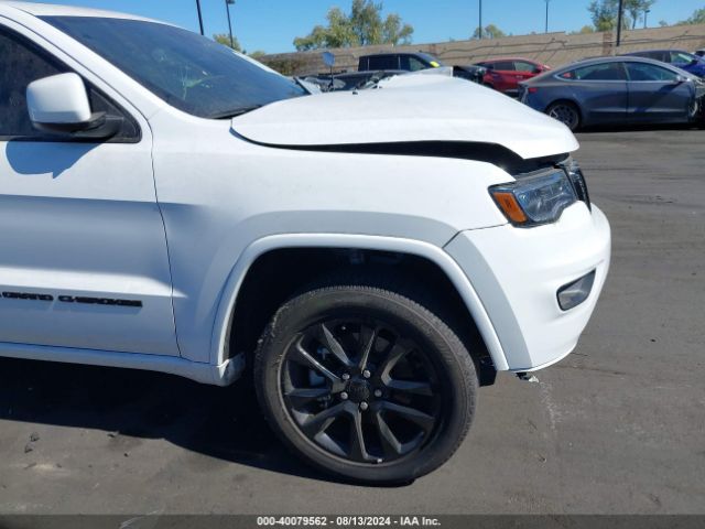 1C4RJEAG1NC155076 Jeep Grand Cherokee Wk Laredo X 4x2