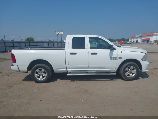RAM 1500 Express Quad Cab 4x4 6'4 Box 2017 1C6RR7FT6HS633651 Image 13