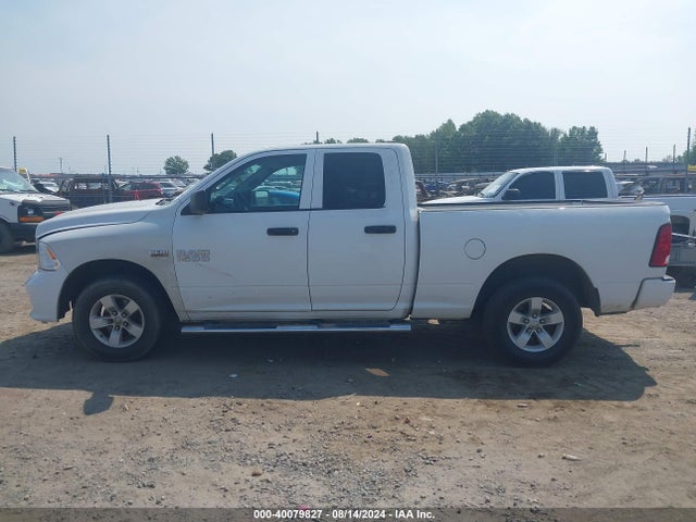 RAM 1500 Express Quad Cab 4x4 6'4 Box 2017 1C6RR7FT6HS633651 Image 14