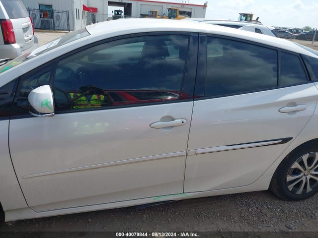 Toyota Prius Prime Limited 2020 JTDKARFP3L3159726 Image 14
