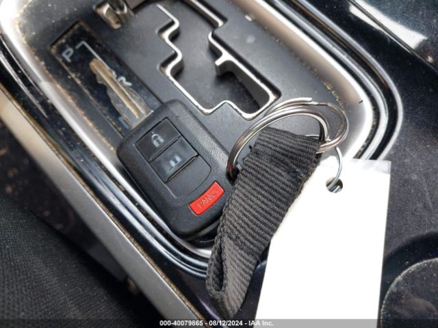 JA4AD2A35JZ012035 Mitsubishi Outlander Es